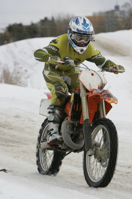 20060319_JT2U2842.jpg 70.4K