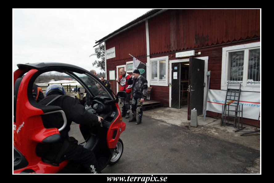 20060404_JT2U3064.jpg 124.9K