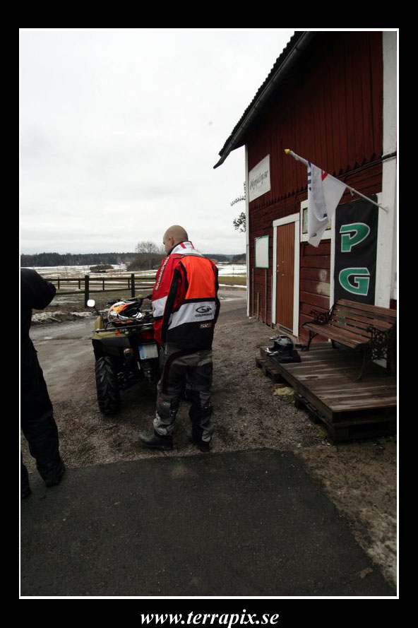 20060404_JT2U3068.jpg 112.2K