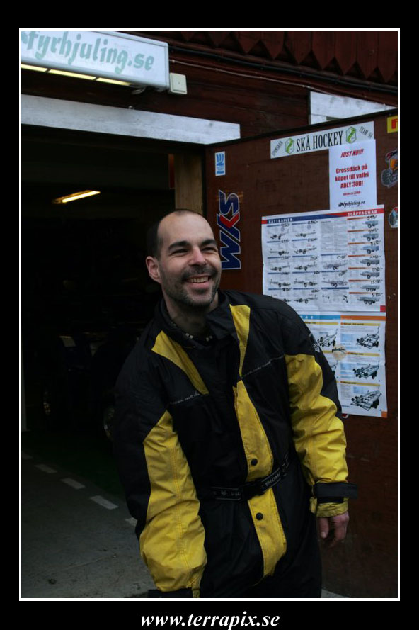20060404_JT2U3080.jpg 112.1K