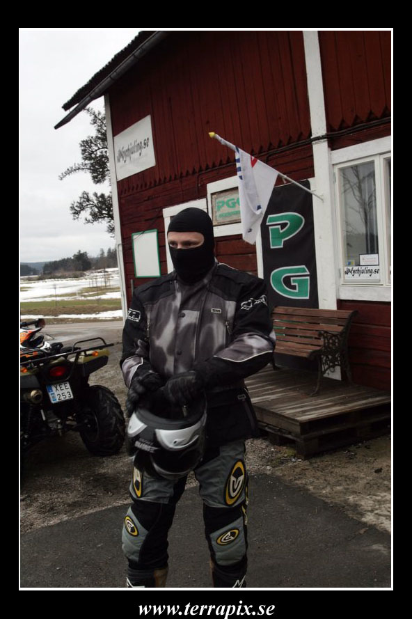 20060404_JT2U3094.jpg 123.9K