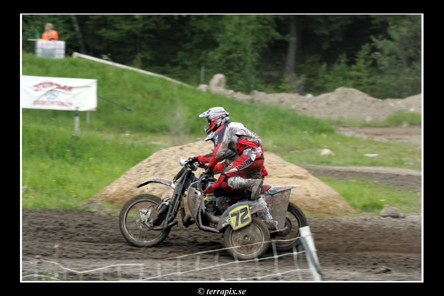 20060606_JT2U8079.jpg 125.7K