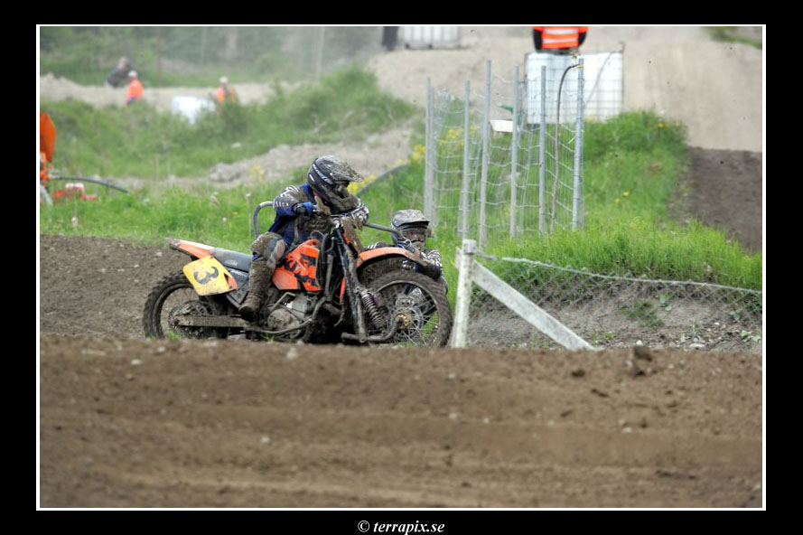 20060606_JT2U8129.jpg 123.8K