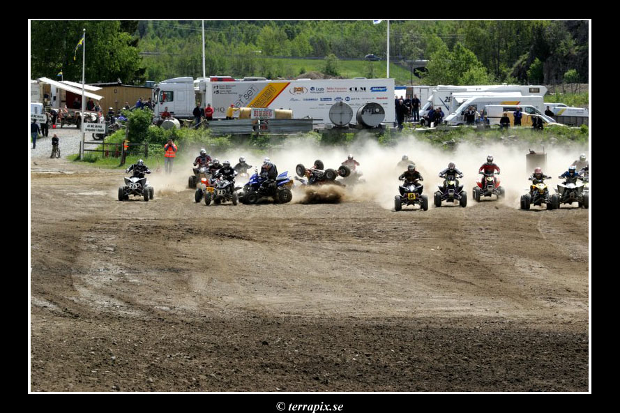20060606_JT2U8248.jpg 187.7K