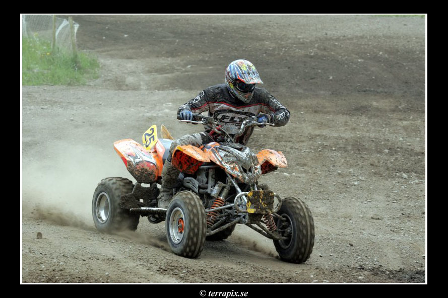 20060606_JT2U8302.jpg 142.2K