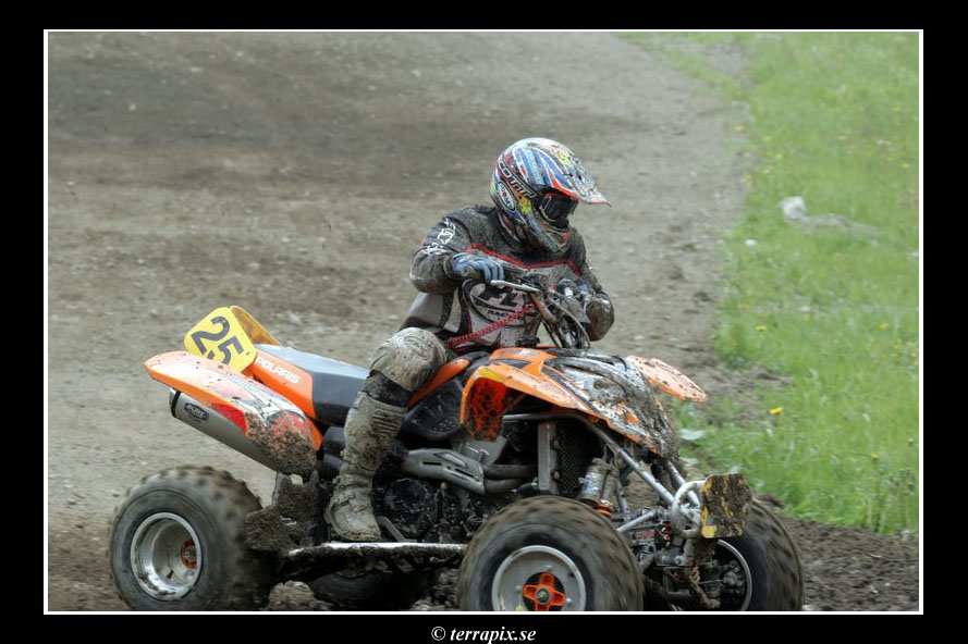 20060606_JT2U8304.jpg 132.8K