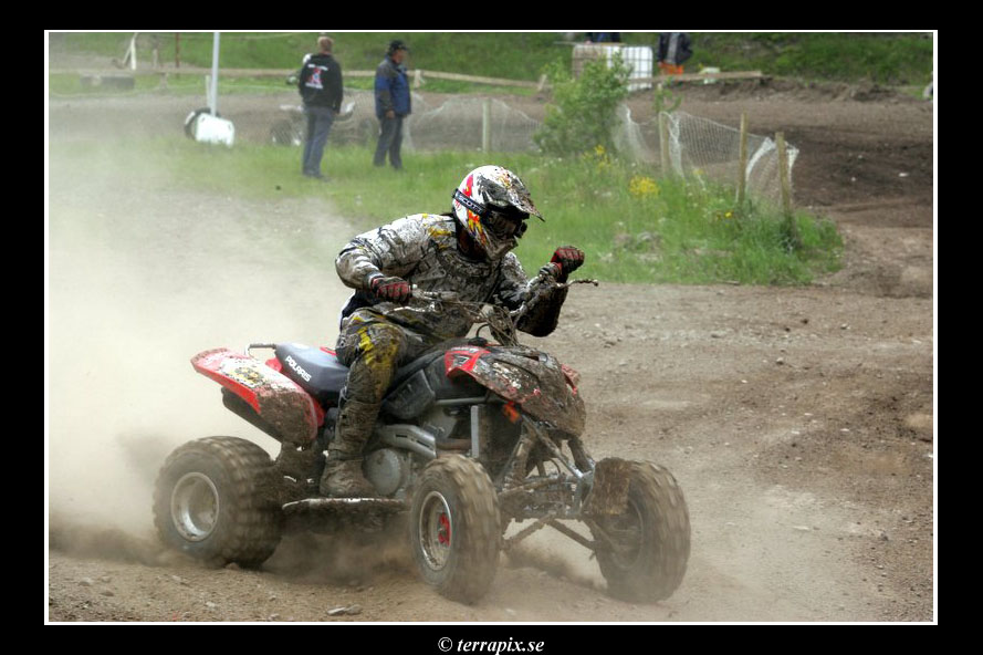 20060606_JT2U8322.jpg 126.3K