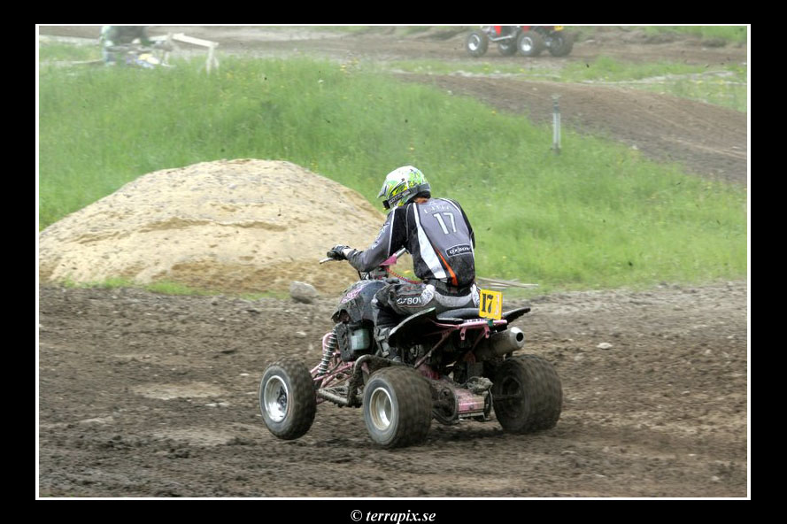 20060606_JT2U8338.jpg 137.5K