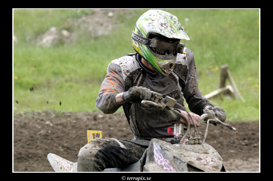 20060606_JT2U8346.jpg 121.5K