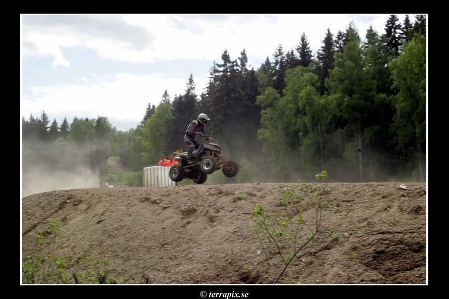 20060606_JT2U8457.jpg 130.9K