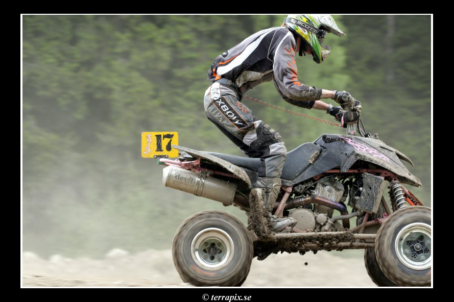 20060606_JT2U8583.jpg 120.5K