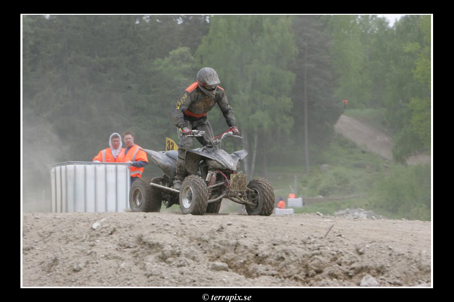 20060606_JT2U8689.jpg 107.3K