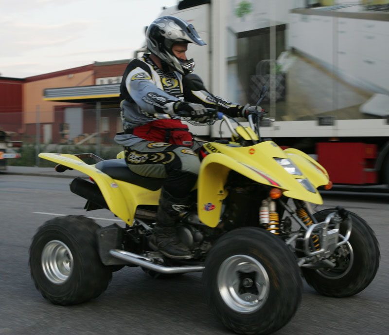 20060704_JT2U2153.jpg 118.3K