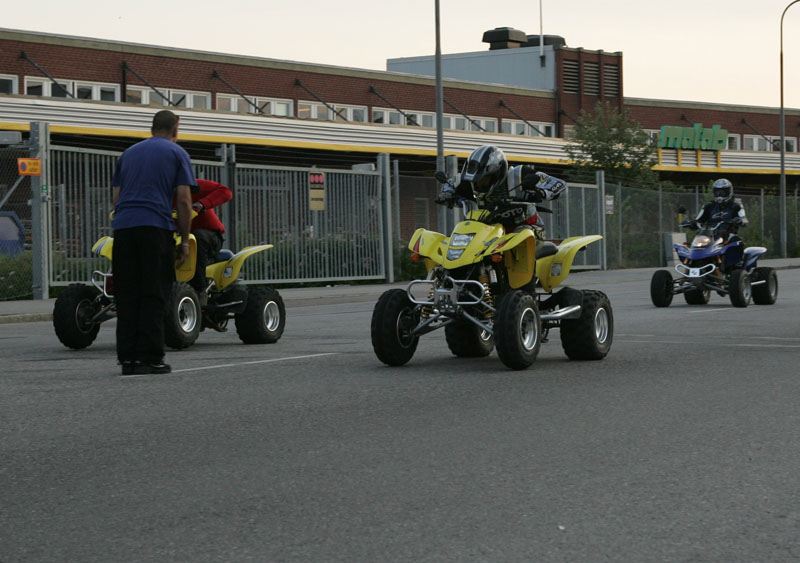 20060704_JT2U2160.jpg 116.3K
