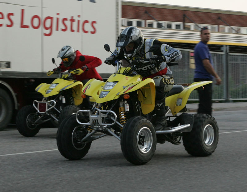 20060704_JT2U2165.jpg 121.3K