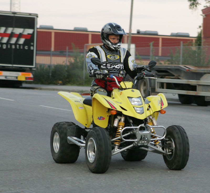 20060704_JT2U2291.jpg 129.7K