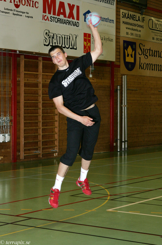 Skanela_20050609_JT2U9125.jpg 164.1K